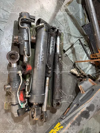 Lenk- Hub- Zylinder Hydraulikzylinder Tiltzylinder für  Ponsse Harvester Ergo 8W
