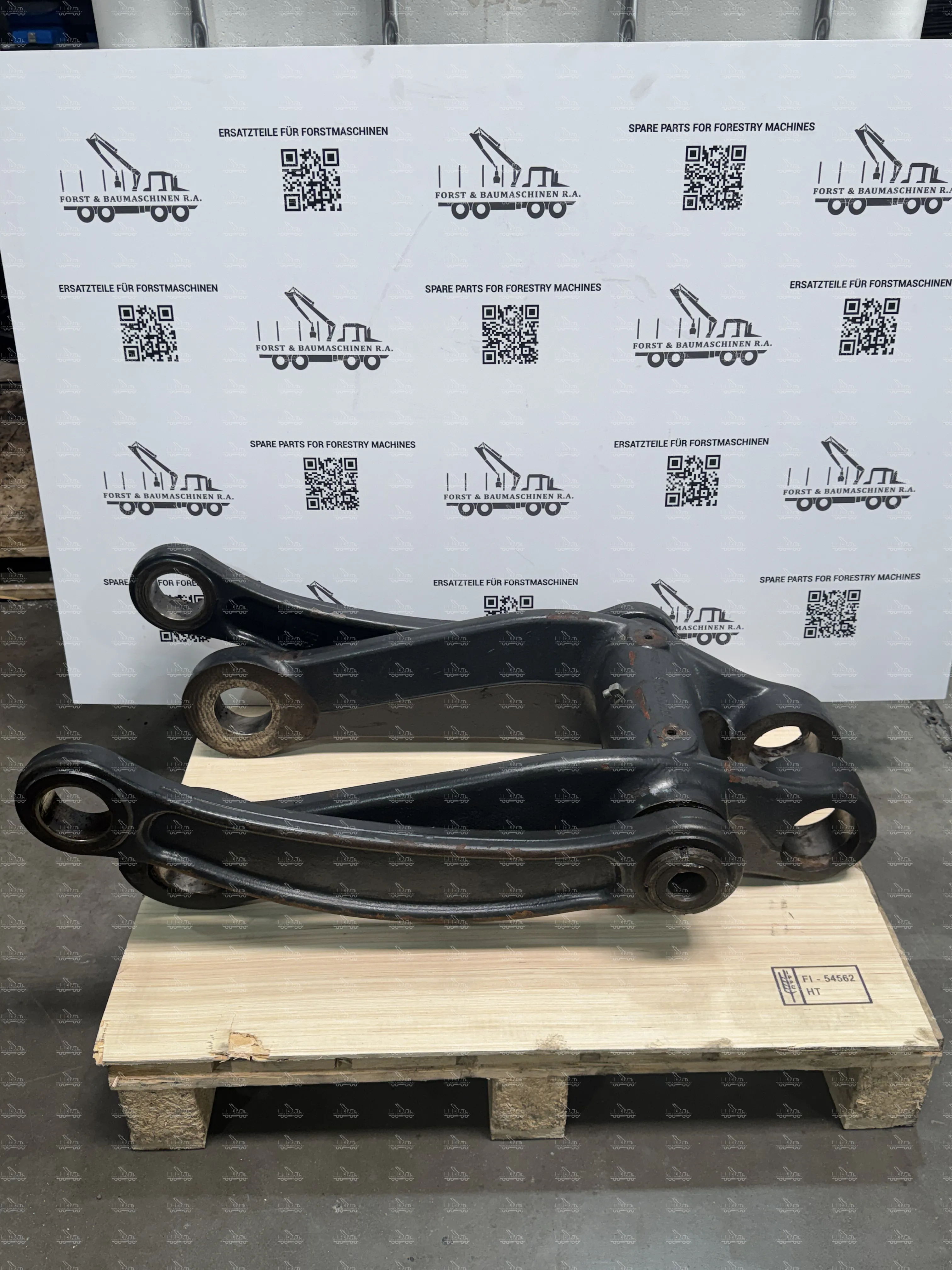 Ponsse Ergo Scorpion rocker arm C44+/C50 P37064 P40179 P43574